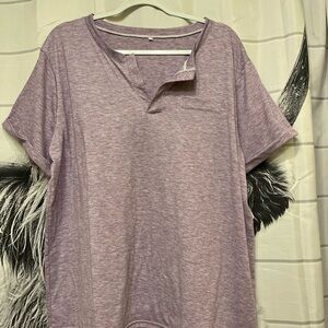 Light Purple Women's V-neck short sleeve t-shirt with faux pocket